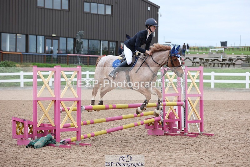 241116X-100923-00755 - Cls 08 Pony Winter Nov Champs