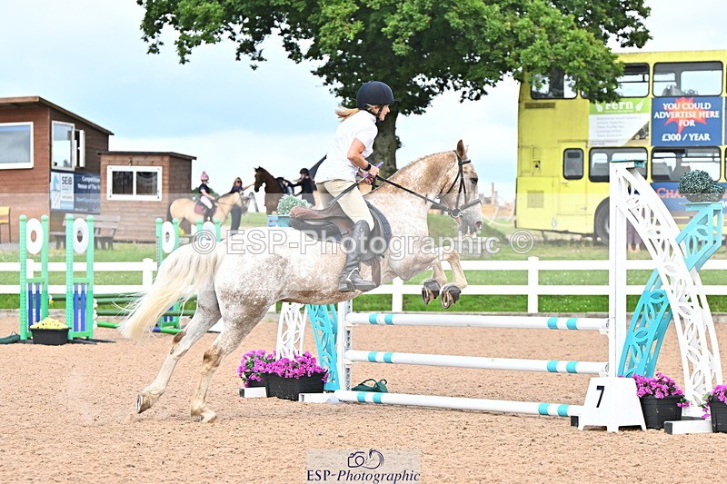 240723A-162930-00142 - 70cm