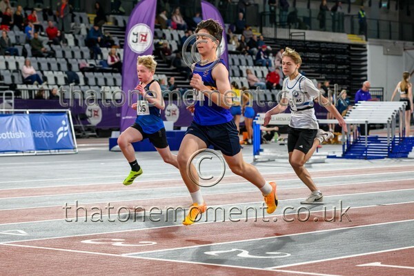 Age26SAT-914378 - Track Male Set One