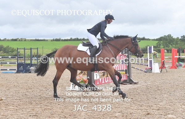 JAC_4328 - CLASS 7 Senior Foxhunter/ 1.20m Open