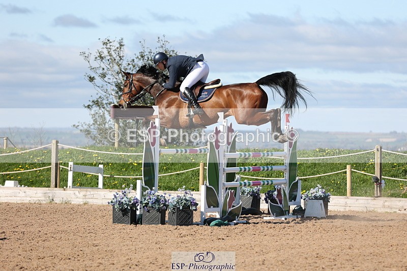 240419A-101334-05910 - Cls 2, 2 Star Small Tour 1.30m