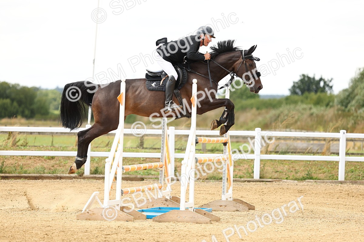 SBM_010350 - Class 4 - Senior Foxhunter - 1.20m Open