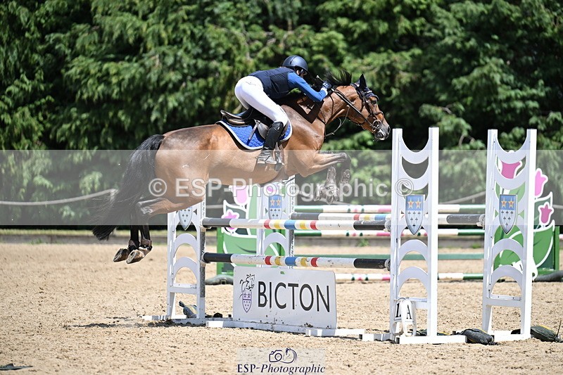 260705A-140636-20254 - Cls 52 Snr 1m 05 GP Jump Off