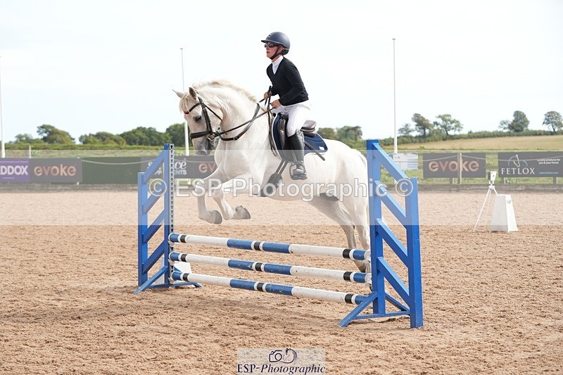 260901-160327-00143 - 70cm Classes