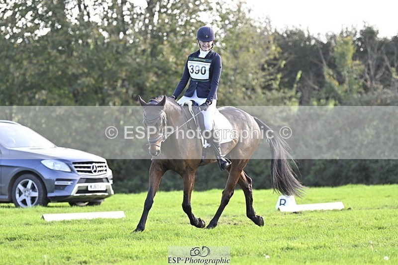 241025-144426-09724 - 390-Pippa.Howell-Phippard-NO.LIMIT.II