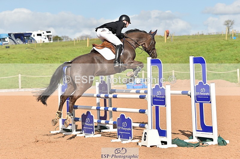 240306A-140534-01561 - Cls 4 Newcomers and 1.10m Open