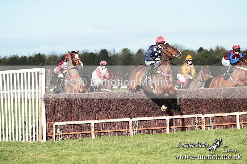 PtP 301125  0331 - Hursley Hambledon Point-to-Point Larkhill Racecourse 30/11/2025