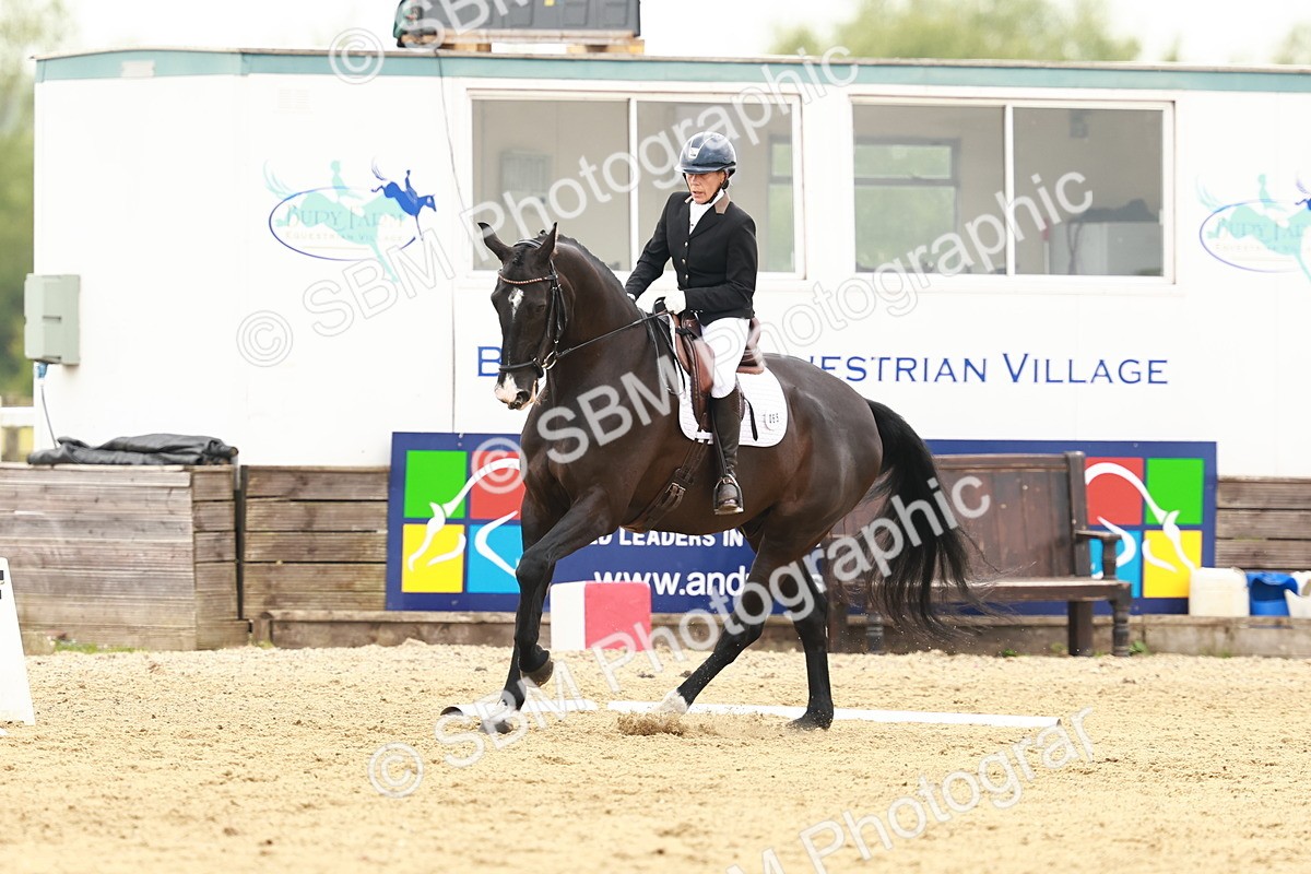 SBM_001167 - Class 6 - Novice 4