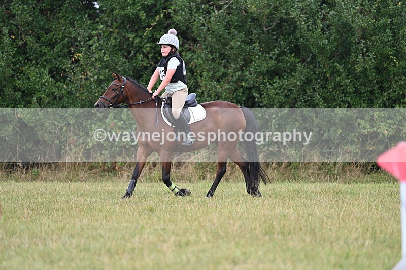 WJ7_5994 - 40cm XC Time 10:57 to 11:30