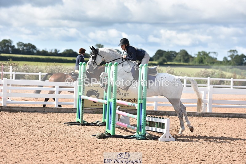 230806A-101042-01175 - Cls 16 Snr British Novice & 90cm Open