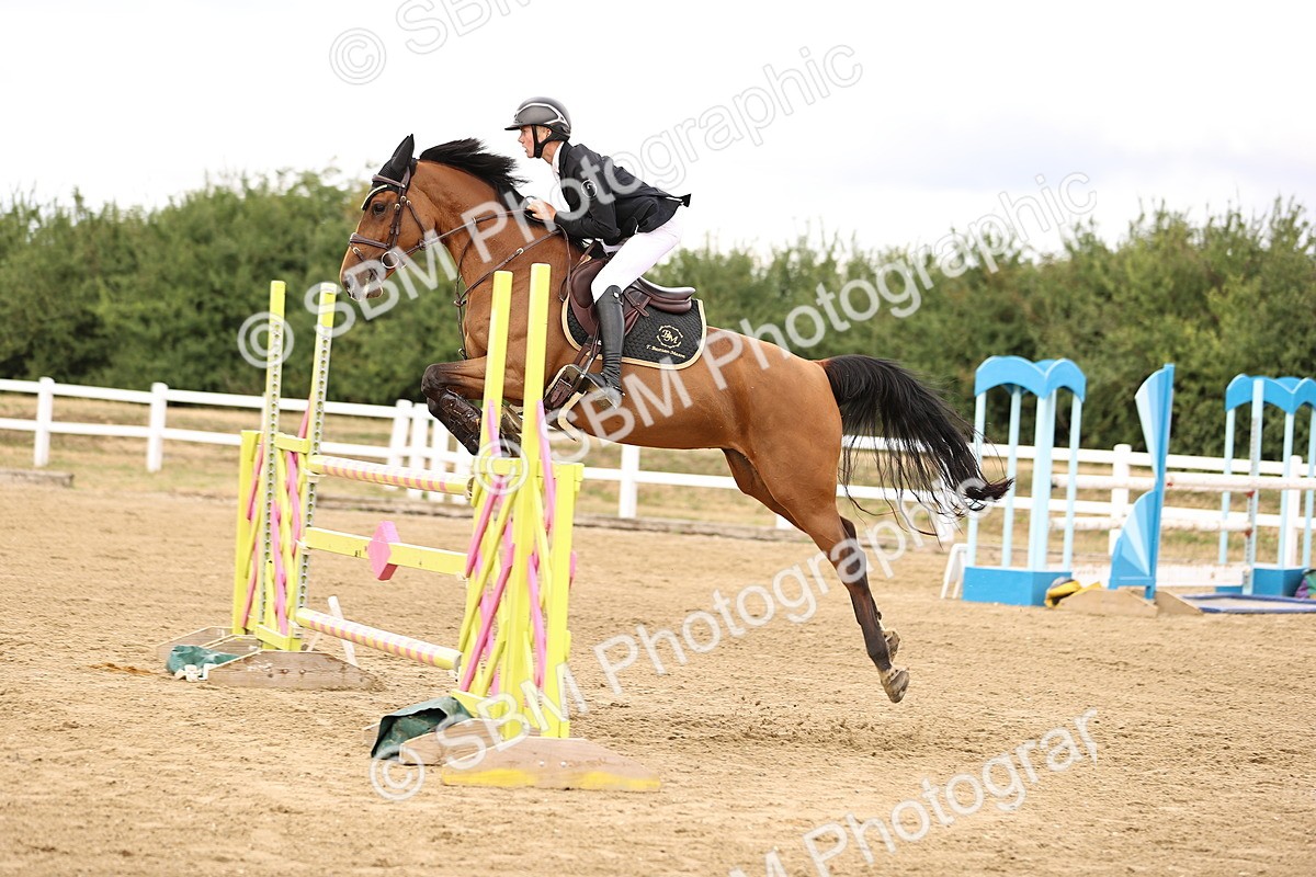 SBM_026873 - Class 13 - Senior Newcomers - 1.10m