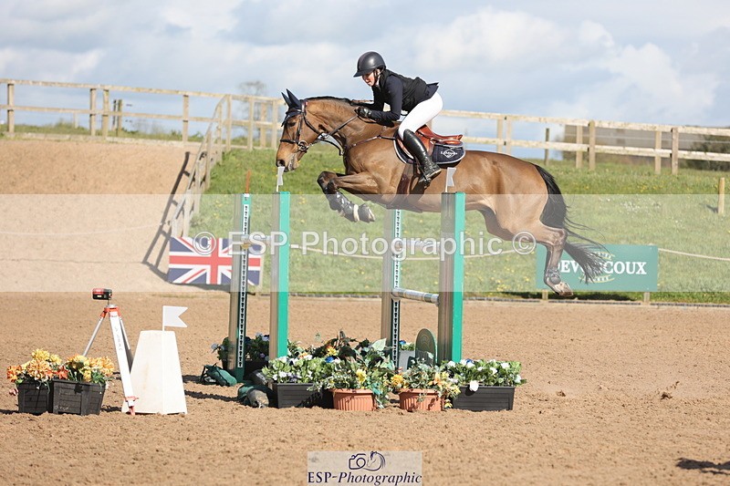 240419A-161131-09214 - Cls 10, 2 Star Big Tour 145cm  15.45 to 16.35 break