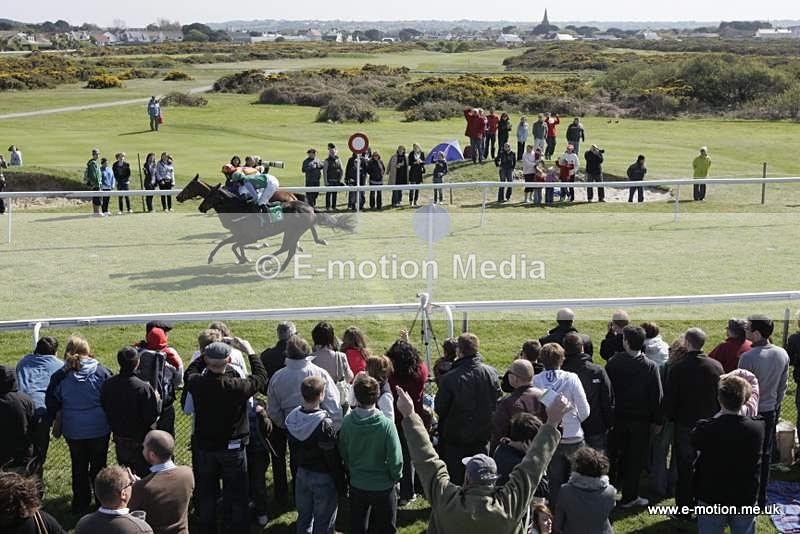 Race 3 13 - Gsy Race Finish Line 03/05/10