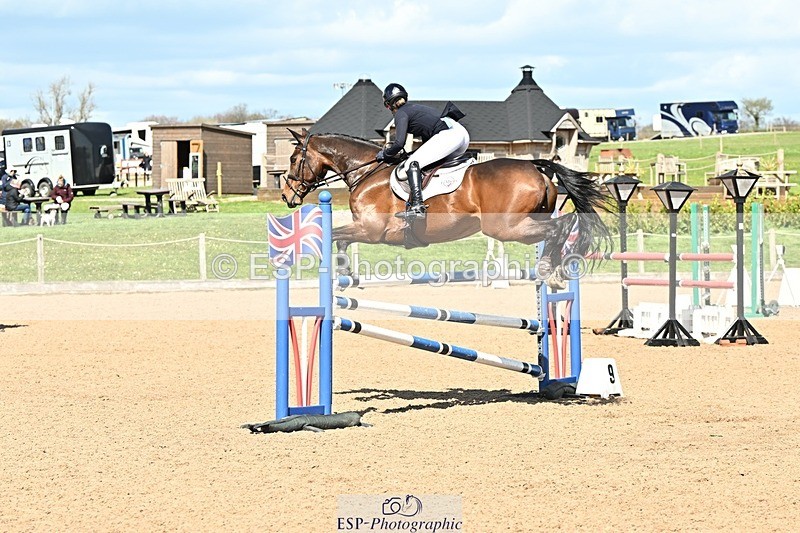 250416-150019-01566 - Cls 6 Foxhunter and 1.20m