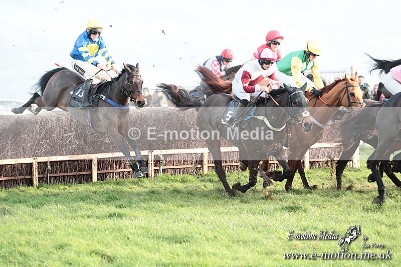 PtP 141225  2068 - New Forest Hounds PtP Larkhill 14/12/25