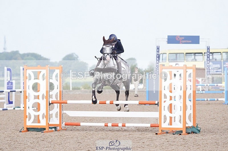 240831A-100912-00177 - 083-Isla.Willmington-HSH.CROWN.CRUISE