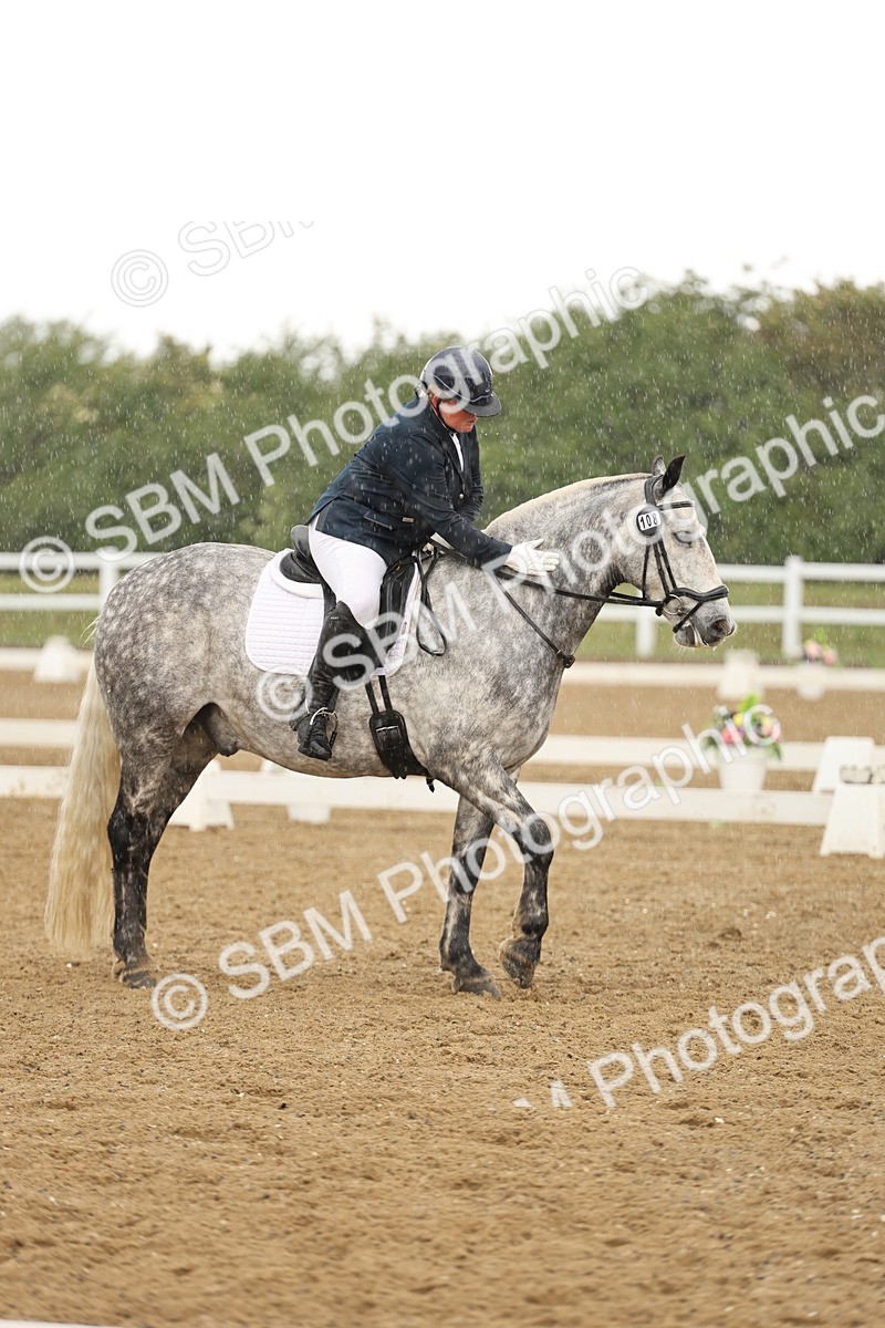 SBM_004943 - Class 6a - Novice 5 - 14.48-16.40