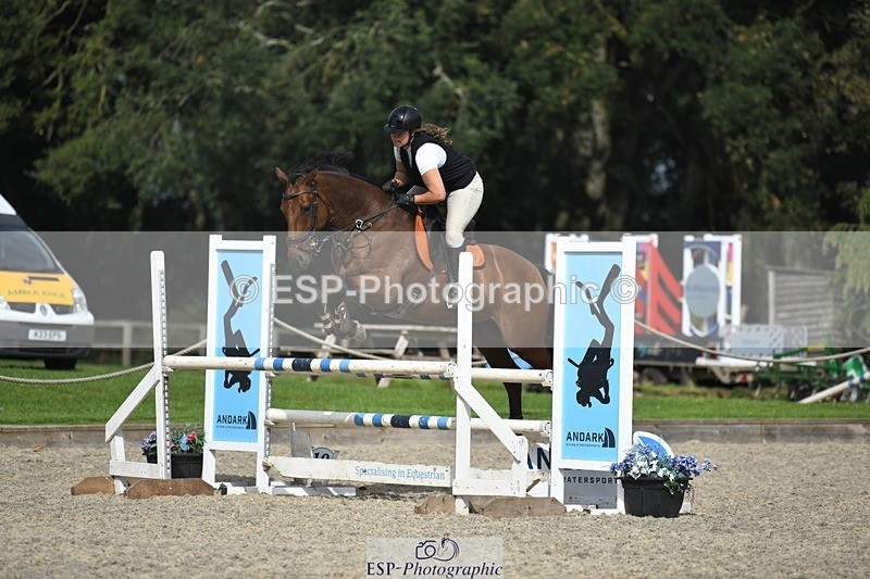 230908-152051-02445 - Cls 8 Snr 1.05m Open