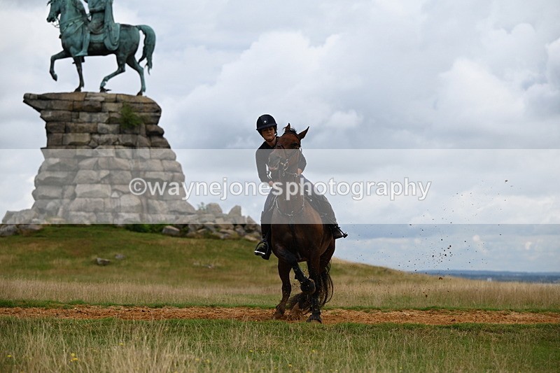 DSC_4300 - Time at Statue 09:50 to 11:09