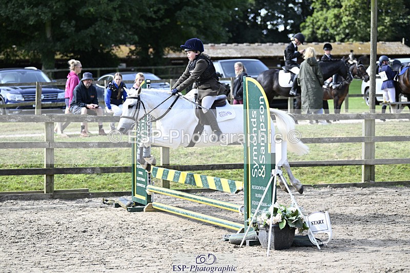 240823X-103023-15236 - 60cm R2 9.30 to 11.00