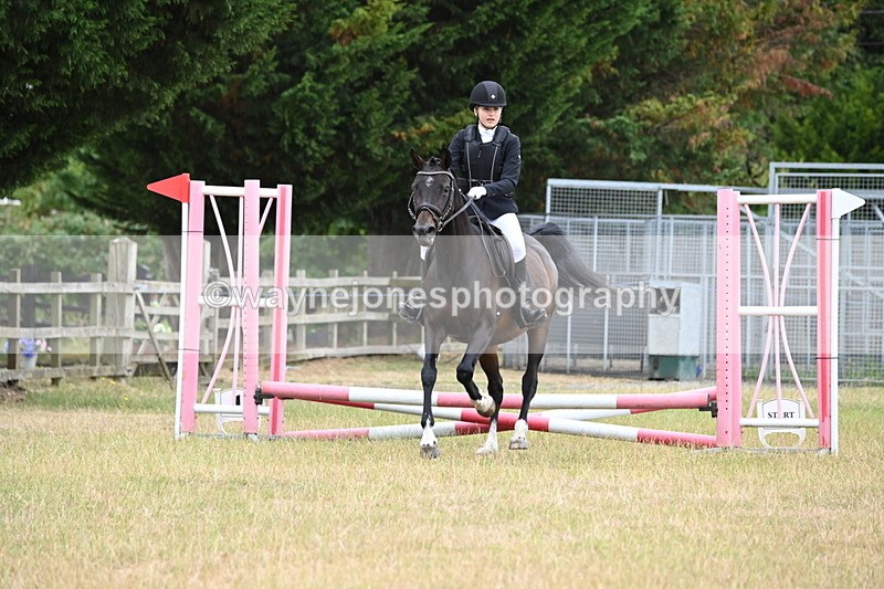 WJ6_9666 - Class 12 Minimus Jumping 45cm