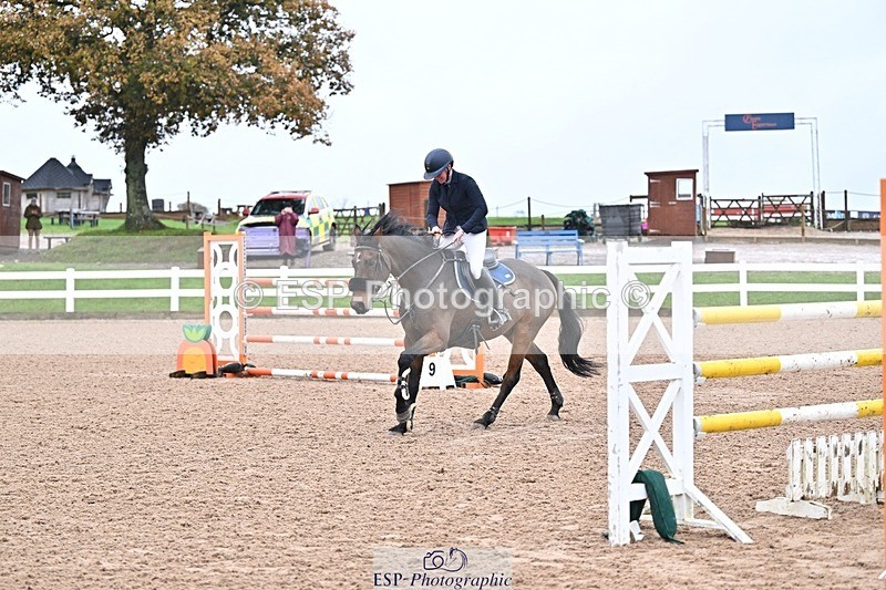 251029-132743-00564 - Foxhunter and 1.20m