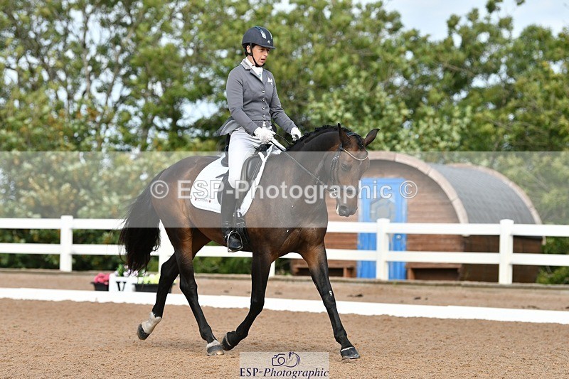 250906-104537-00732 - 096-Anna.JamesCaramia's.voice