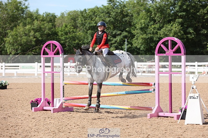 240629A-160026-07857 - Cls 13 Stepping Stones 128cm + 138cm