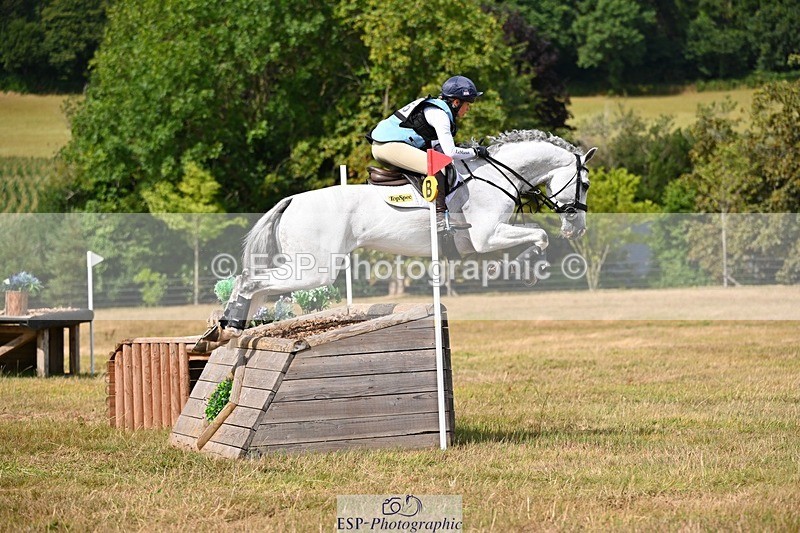 250803A-154704-16105 - O-685-Kitty.King-COOLEY.HOT.SOCKS