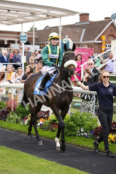 yr11062022r1-128 - Race 1 12.45pm Macmillan Ride of Their Lives, supported by Sky Bet