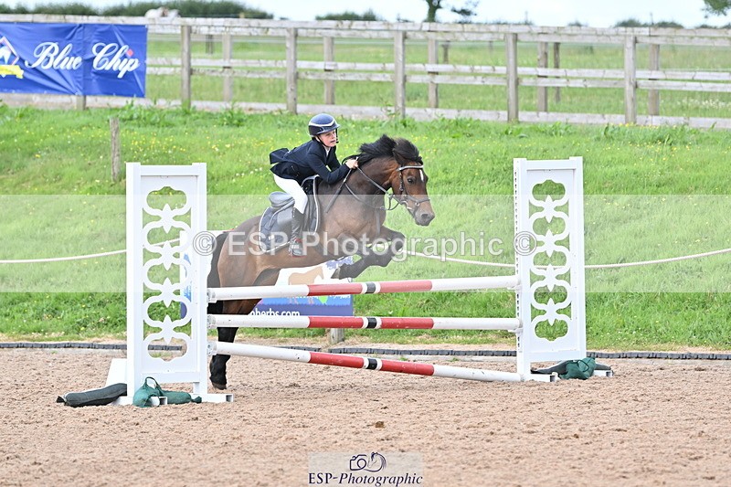 240628A-165958-01600 - Cls 5 Stepping Stones 128cm + 138cm