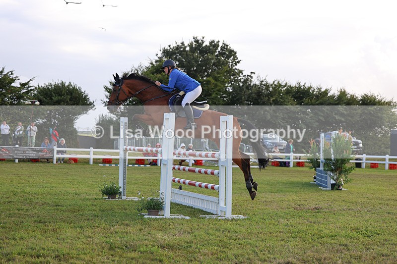 3E7A4959 - Class C1: Showjumping Senior Newcomers/1.10m open