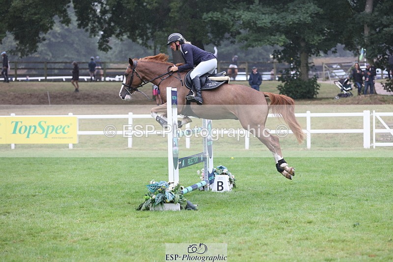 250830A-131118-06589 - Cls 16 Snr Newcomers and 1.10m Open