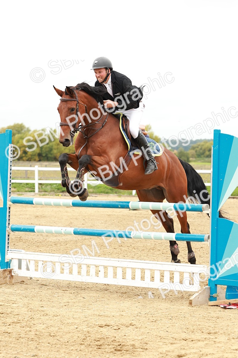 1I0A7887 - Class 4 - Senior Newcomers 1.10m