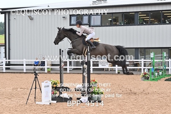 BPP_4514 - CLASS 5 WED Redpost Equestrian Senior Foxhunter/1.20m Open