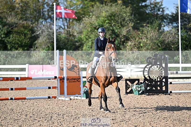 241004A-101327-01061 - Fri 07 Snr Brit Nov & 90cm Open