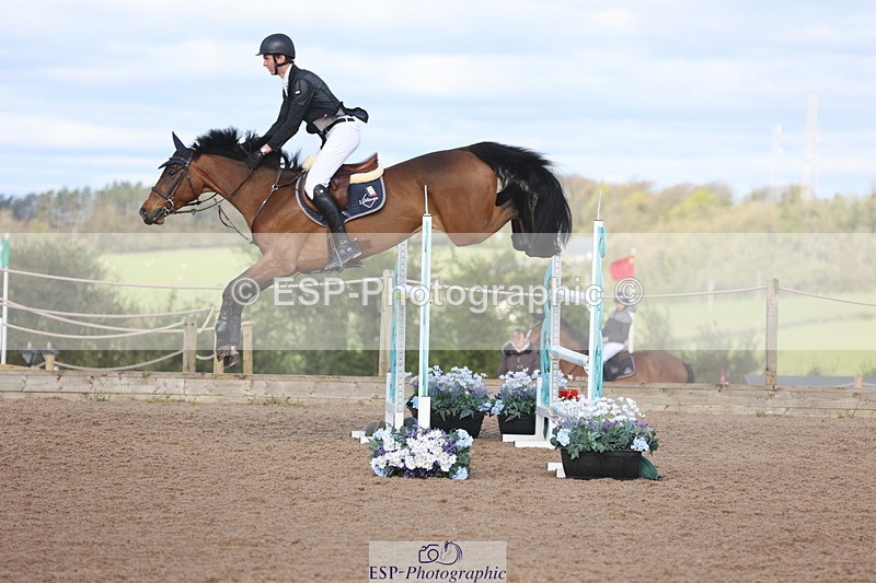 240419A-091043-05397 - Cls 22, 1 Star Gold Tour 1.30m