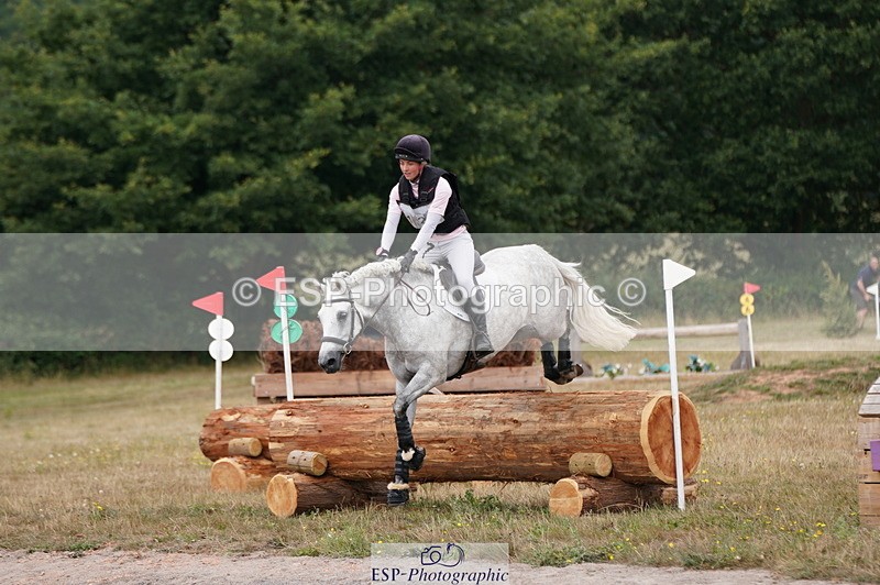 250802A-120826-03907 - C-122-Emma.Langfjord-Friend-MOUNTROSS.FIONN
