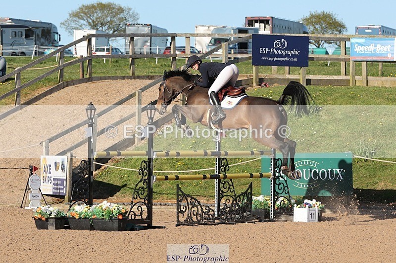 260424-181423-13431 - Cls 6, 2 Star Medium Tour Break - End