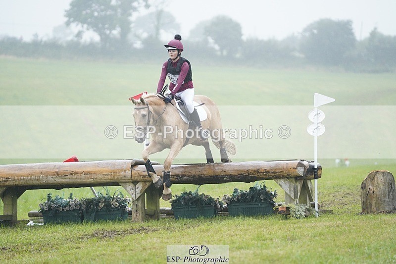 240901A-161148-10996 - 524-Kate.Hicks-SWALLOWCROFT.STARDUST