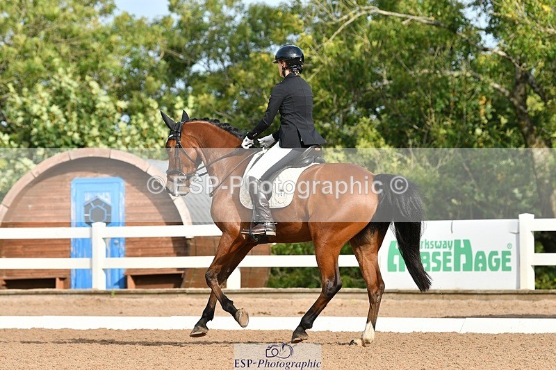 250906-093116-00364 - 040-Rianne.FultonSunset.Mojito