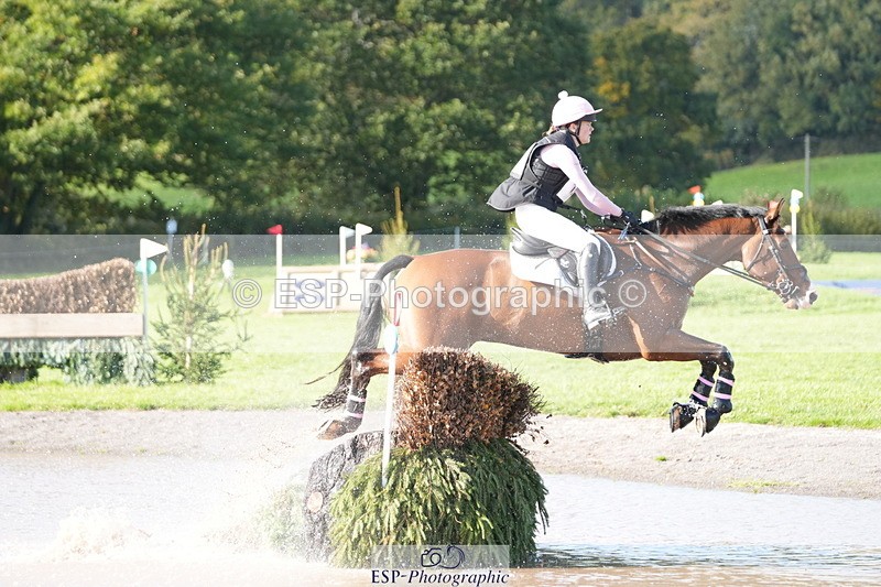 251024A-130917-10980 - B-156-Eres.Parry