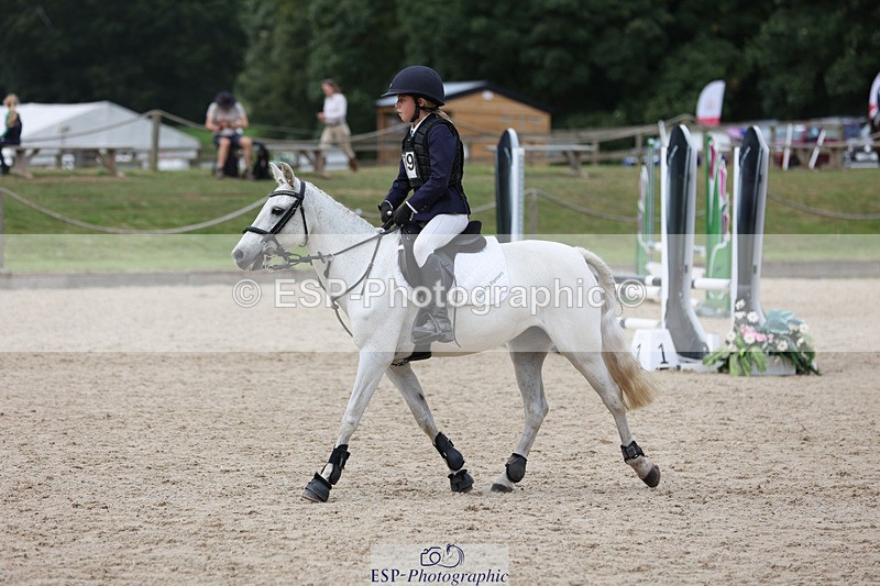 240823X-135903-18116 - 70cm R1 13.45 to 15.30