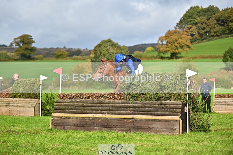 251025A-112648-18434 - E-396-Madeleine.Robertson