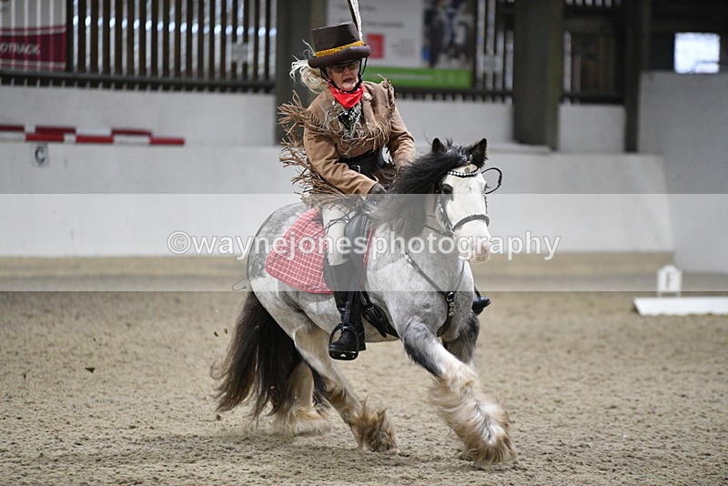 WJ5_9529 - Time 13:04 to 13:41 Fancy Dress DTM