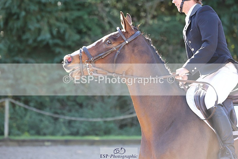 241027-112452-16763 - 327-Daniel.Hockey-JANE.CAMILLE