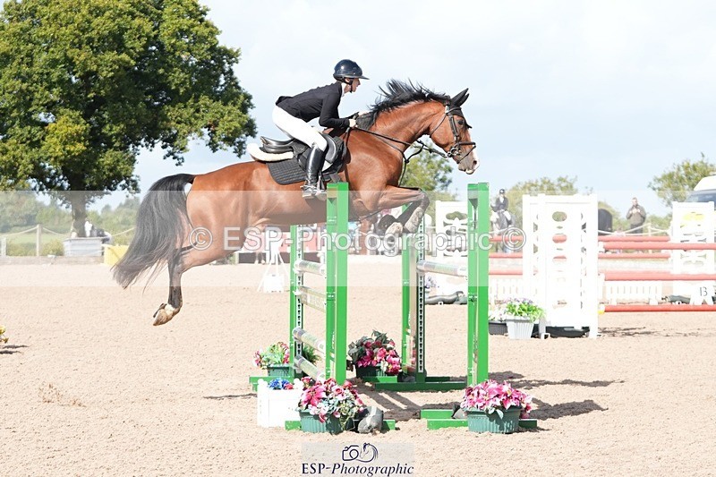 250913-120516-06811 - Cls 15 Snr Foxhunter