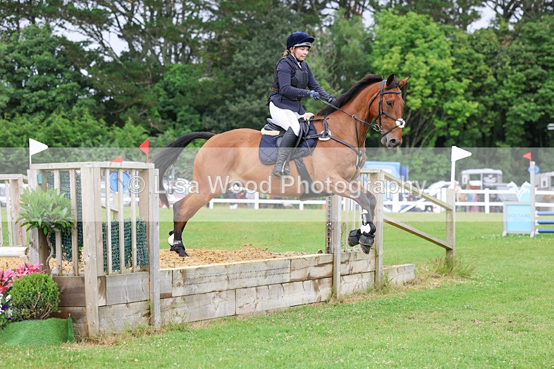 3E7A1077 - Class 4: 70cm Senior