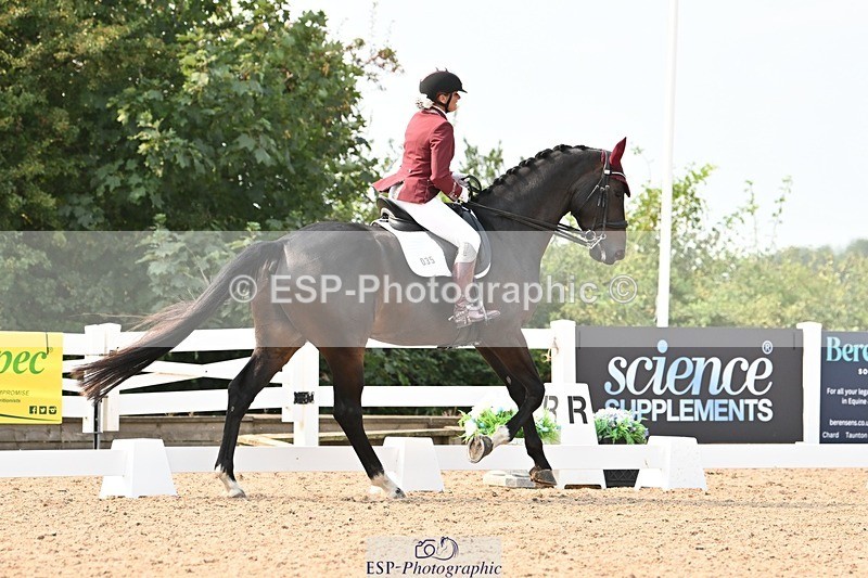 250816-152115-05835 - 035-Jane.LittlejohnNot.just.anyone