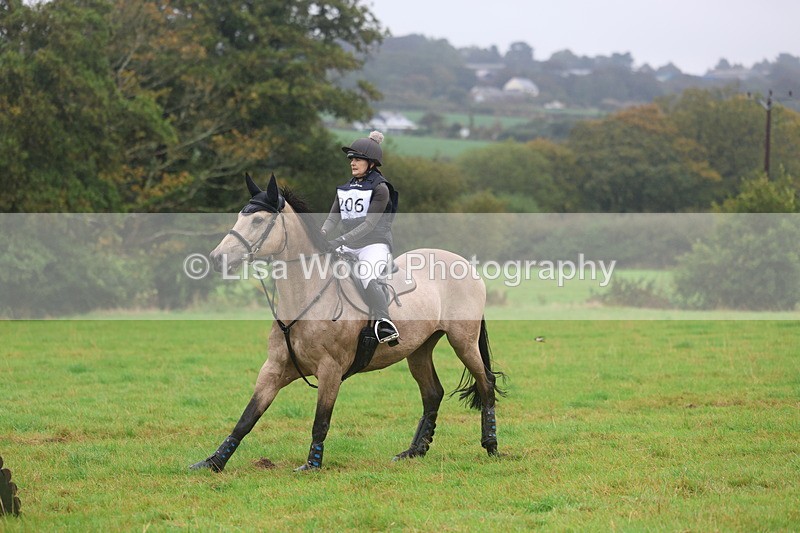 3E7A1154 - Class 2: 70cm: Half Roll Top